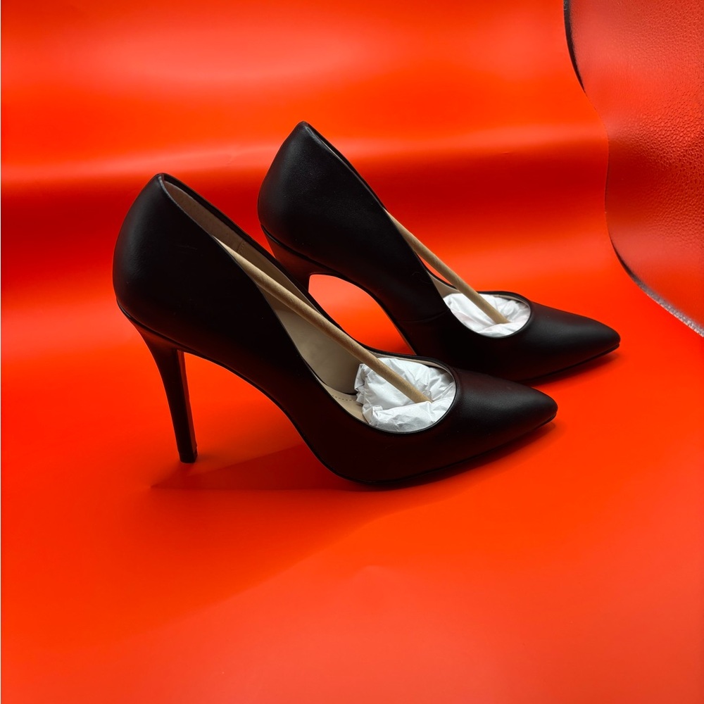 Charles David Elegant Black Heels
